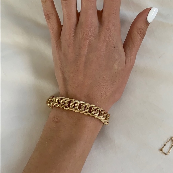 GOLD CHAIN BRACELET - Picture 3 of 4